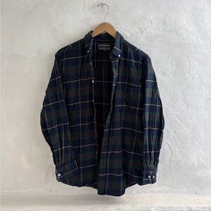 Men’s medium club room flannel